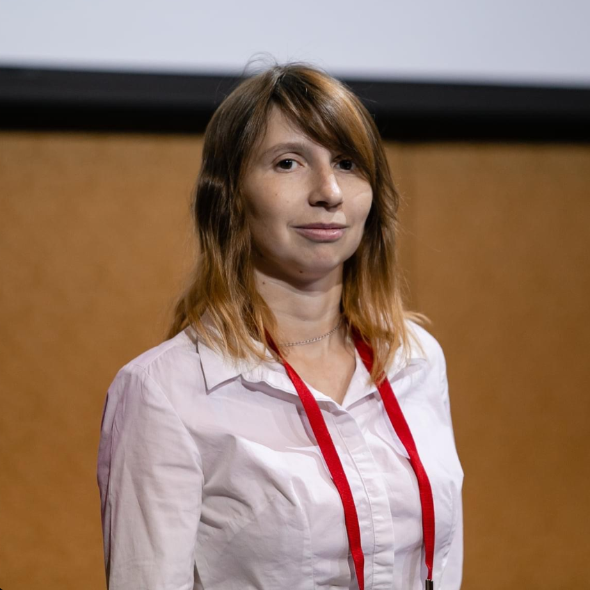 Александра Деханова